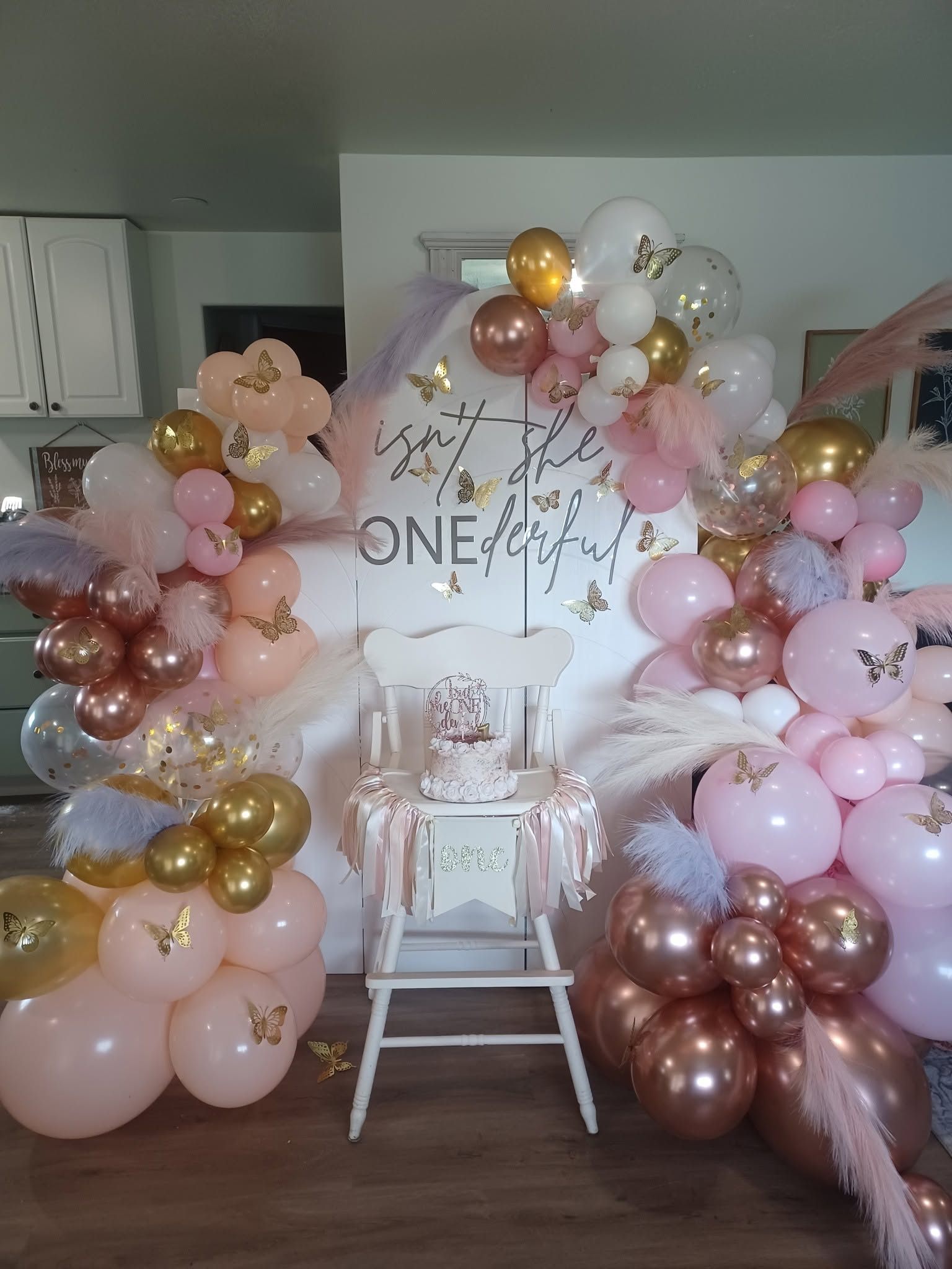 First birthday balloon and backdrop setup